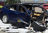 Model X车祸报告出炉 事故前司机未握方向盘